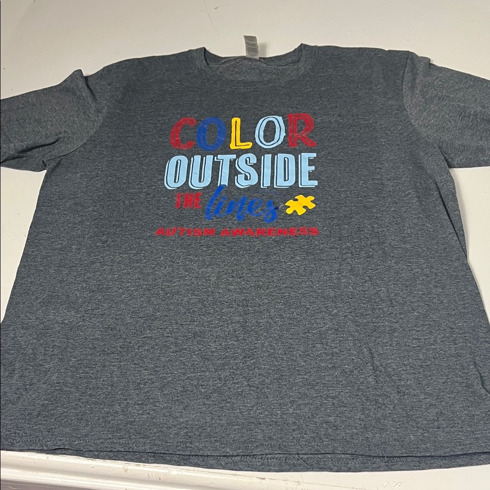 Gildan Large Soft Style Color Outside the Lines Autism Awareness Short Sleeve T